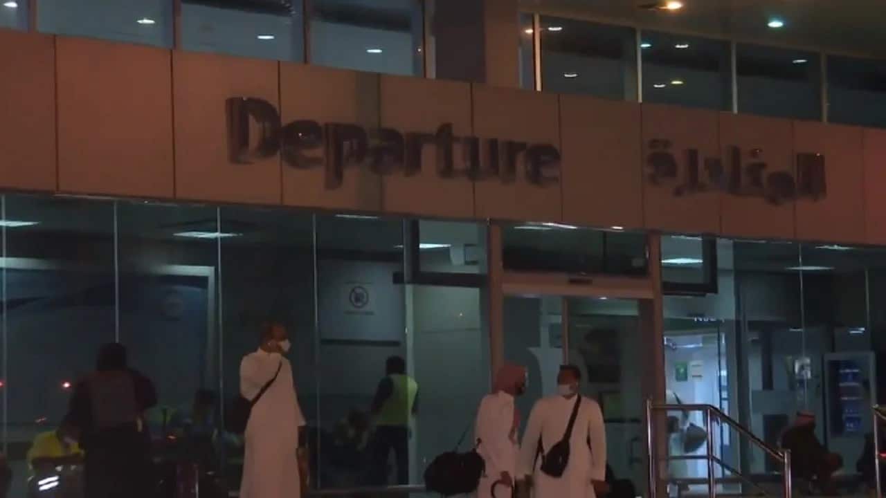 إستهداف مطار الملك عبد الله بجازان بمسيرات حوثية إرهابية والتحالف يعترض المسيرات