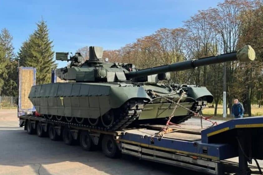 أوكرانيا تسلم الولايات المتحدة دبابة القتال الرئيسية Oplot