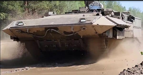 مركبة قيادة مصفحة روسية جديدة BMP-KSh... المواصفات والمميزات
