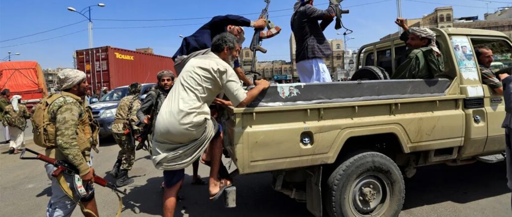 الأسلحة الإيرانية تتسلل للقرن الإفريقي عبر الحوثيين