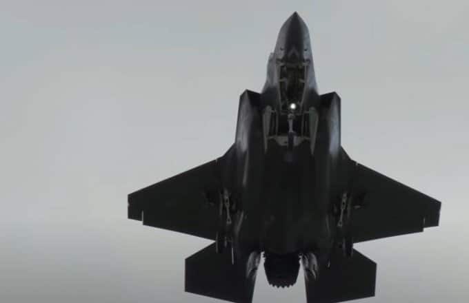إسبانيا ترفض شراء طائرة أمريكية من طراز F-35