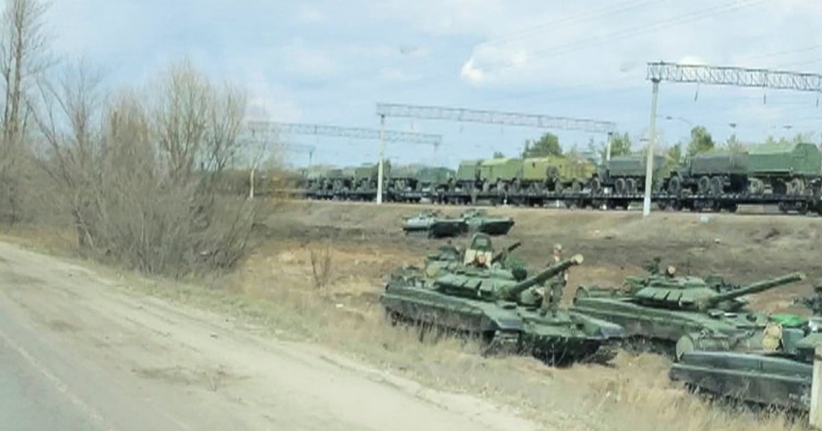 روسيا تنشر مزيداً من الدبابات قرب أوكرانيا سرا وأمريكا تحذرها