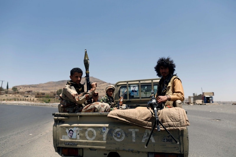 القوات اليمنية المشتركة تتقدم في الساحل الغربي وتكبد الحوثيين خسائر فادحة
