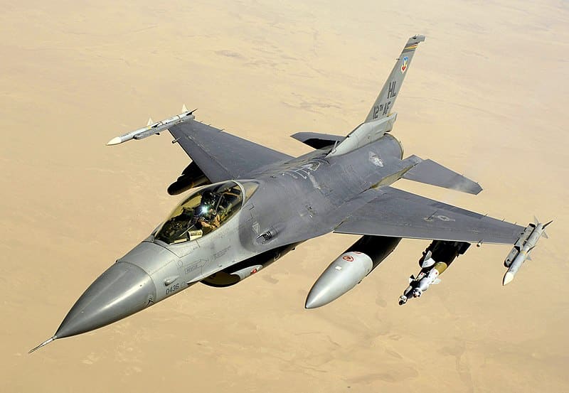 رومانيا تشتري 32 طائرة أخرى من طراز F-16 مقابل 514 مليون دولار