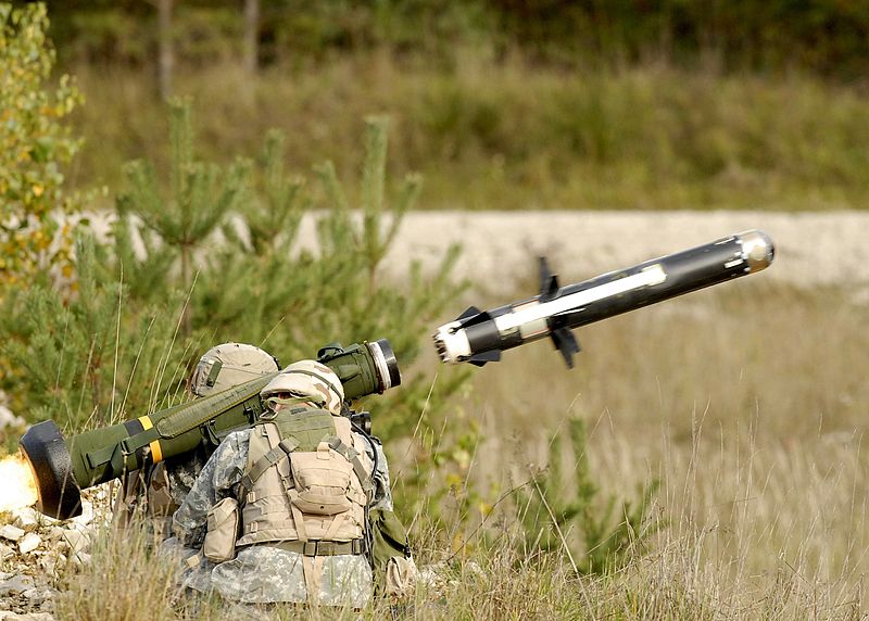 أوكرانيا تنقل صواريخ جافلين إلى خط المواجهة