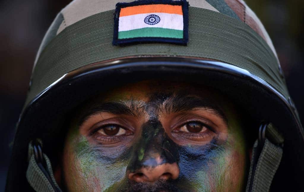 مباحثات بين قادة الجيش الهندي والصيني لحل النزاع الحدودي