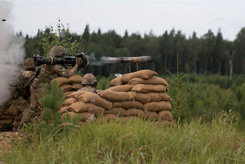 كندا والمملكة المتحدة ترسلان قوات خاصة وأسلحة في أوكرانيا