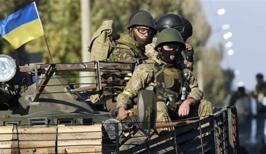 أوكرانيا تنفي قصف مواقع دونباس و النشاط العسكري الروسي قرب أوكرانيا على أشده