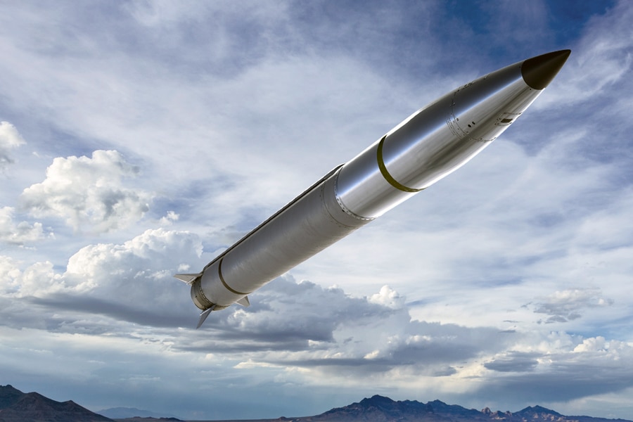 الأردن يشتري كبسولات الصواريخ الأحادية ذات الرؤوس الحربية المتعددة الموجهة GMLRS