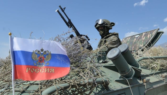 القوات الروسية على حدود أوكرانيا اتّخذت وضعية الهجوم ومناورات بوتن النووية مقلقة