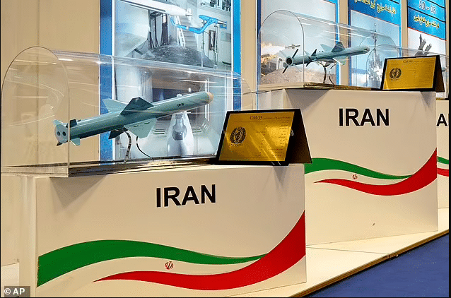 "الحرس الثوري" الإيراني يستعرض أسلحته بمعرض الدوحة للدفاع وأمريكا غاضبة