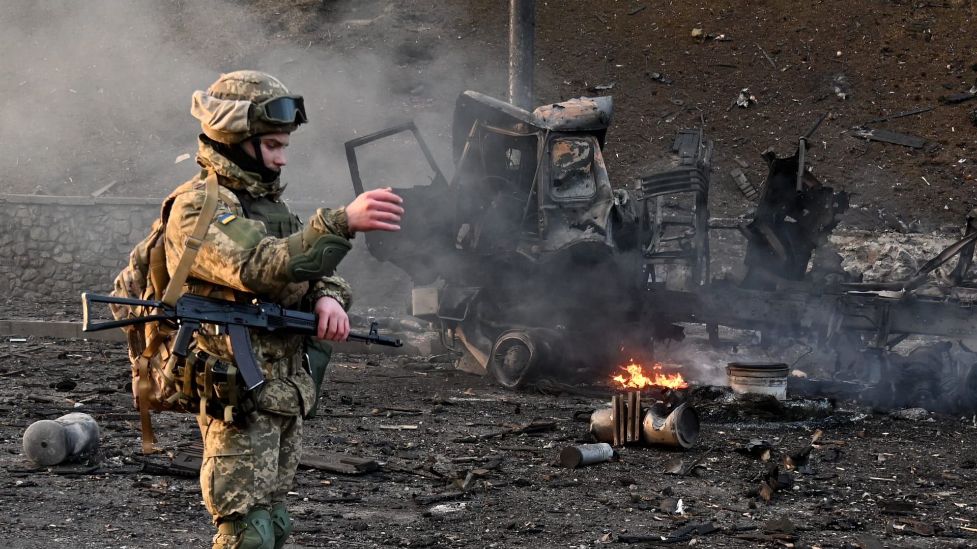 فيديو لتدمير قوات روسية مركز قيادة ميدانيا تابعا لأوكرانيا وأمريكا تلغي تدريبات للقوات الأوكرانية