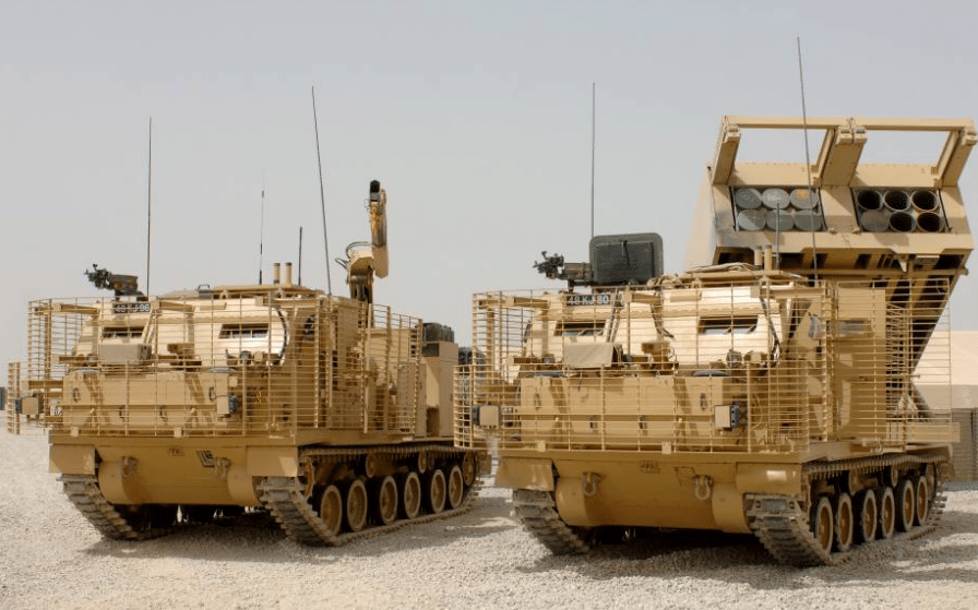 البحرين تحدث أنظمة إطلاق الصواريخ المتعددة M270 MLRS