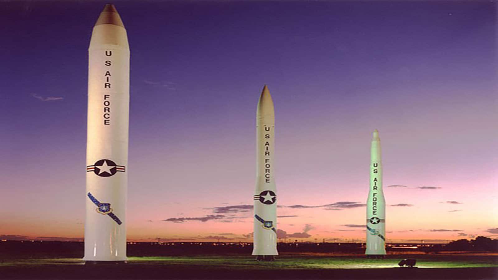 أمريكا تلغي تجربة صاروخ باليستي عابر للقارات بسبب روسيا