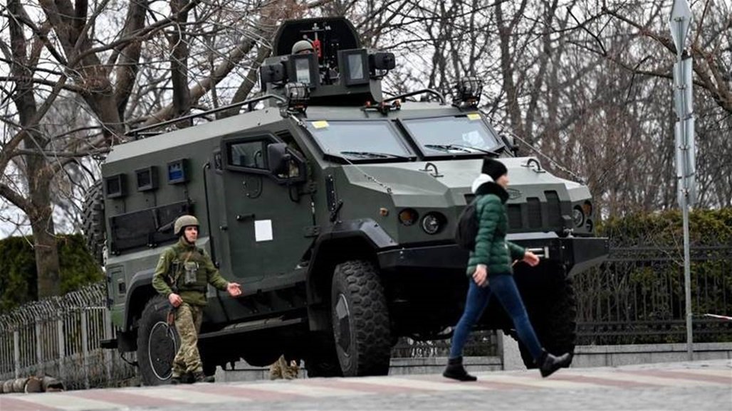 الجنود الأوكرانيون يستخدمون سيارات الإسعاف ويتنكرون في هيئة لاجئين