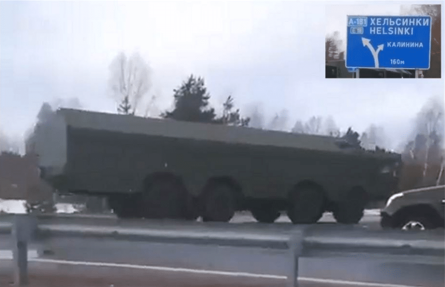الجيش الروسي ينقل صواريخ وعتاد ثقيل باتجاه الحدود الفنلندية