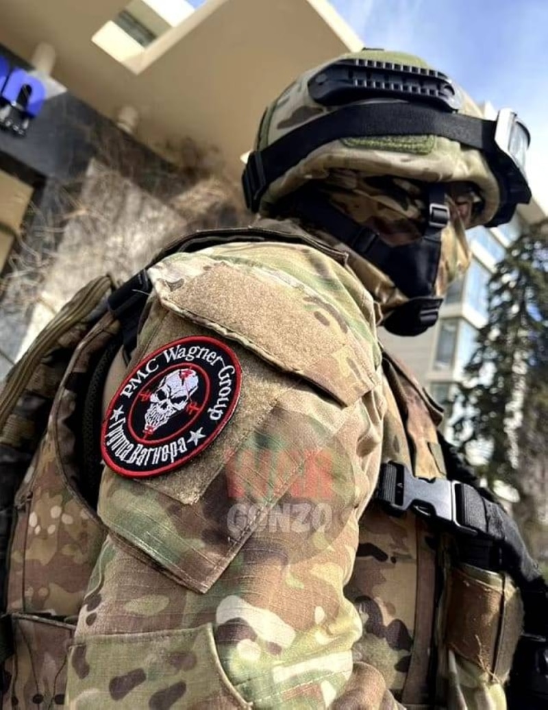 صور توثق ظهور مرتزقة فاجنر الروس في أوكرانيا لأول مرة