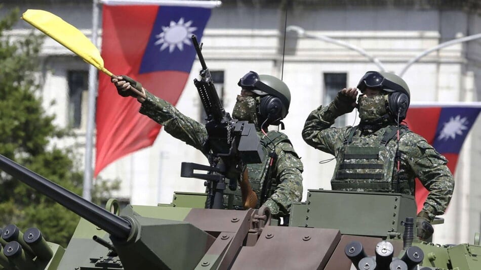 رئيسة تايوان تعلن عن “تعاون عسكري” محتمل مع أمريكا والصين تحذر