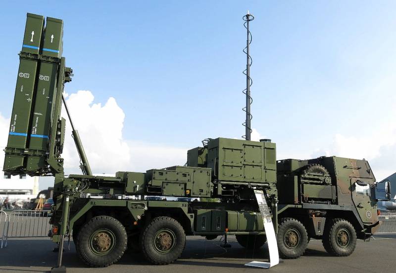 ألمانيا ستزود أوكرانيا بأنظمة دفاع جوي متطورة من طراز Iris-T