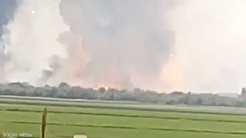 انفجار مستودع ذخيرة بالقرم بعد انفجارات قاعدة ساكي ..فيديو