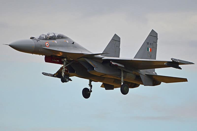 الهند تستبدل المكونات المستوردة لطائرات Su-30MKI وخزانات T-90