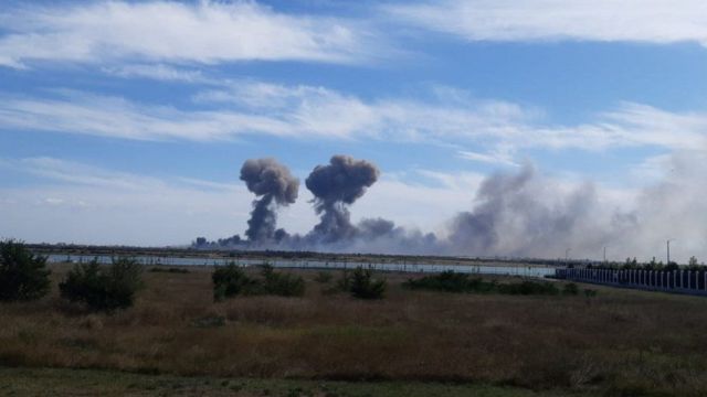  روسيا فقدت 9 طائرات بعد "انفجار ضخم" في شبه جزيرة القرم