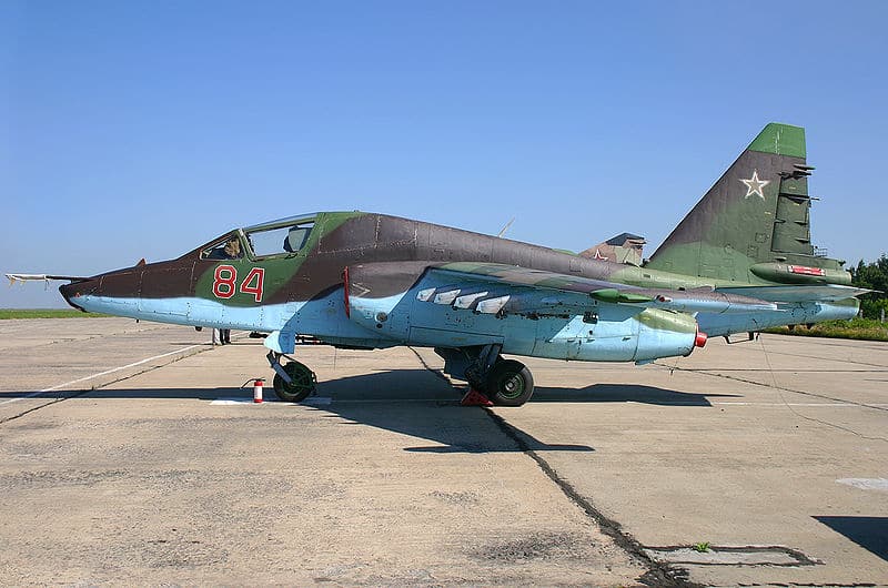 أوكرانيا تتلقى 4 طائرات هجومية من طراز Su-25 من مقدونيا الشمالية