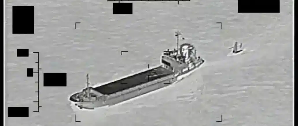 أمريكا تعترض سفينة إيرانية إستولت على سفن أمريكية مسيرة