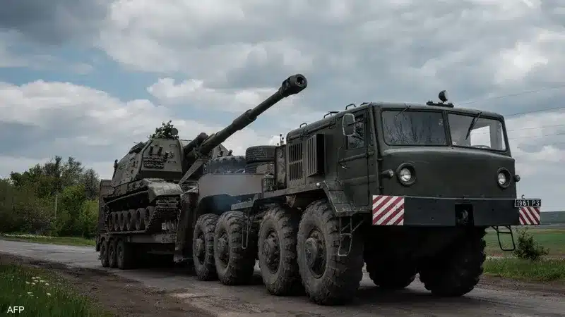 ثلاث دول تمد أكرانيا بـ 16 منظومة مدفعية من طراز "هاوتزر" "المدمر"