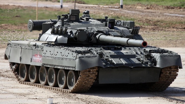 لماذا تقوم روسيا بتحديث دباباتها من طراز T-62?