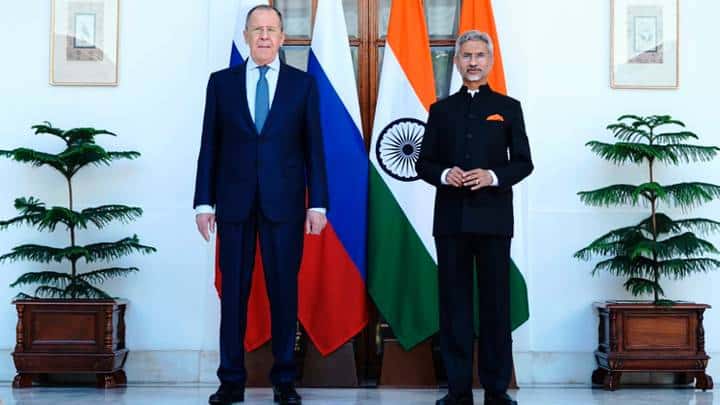 روسيا والهند المتمسكة بروسيا تناقشان الإنتاج المشترك للأسلحة