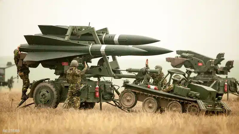 ما هو تأثير صواريخ هوك الأمريكية على الدفاعات الجوية الأكرانية ؟