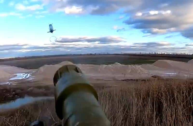 فيديو لمحاولة فاشلة لإسقاط مقاتلة روسية بسلاح أكراني Igla MANPADS