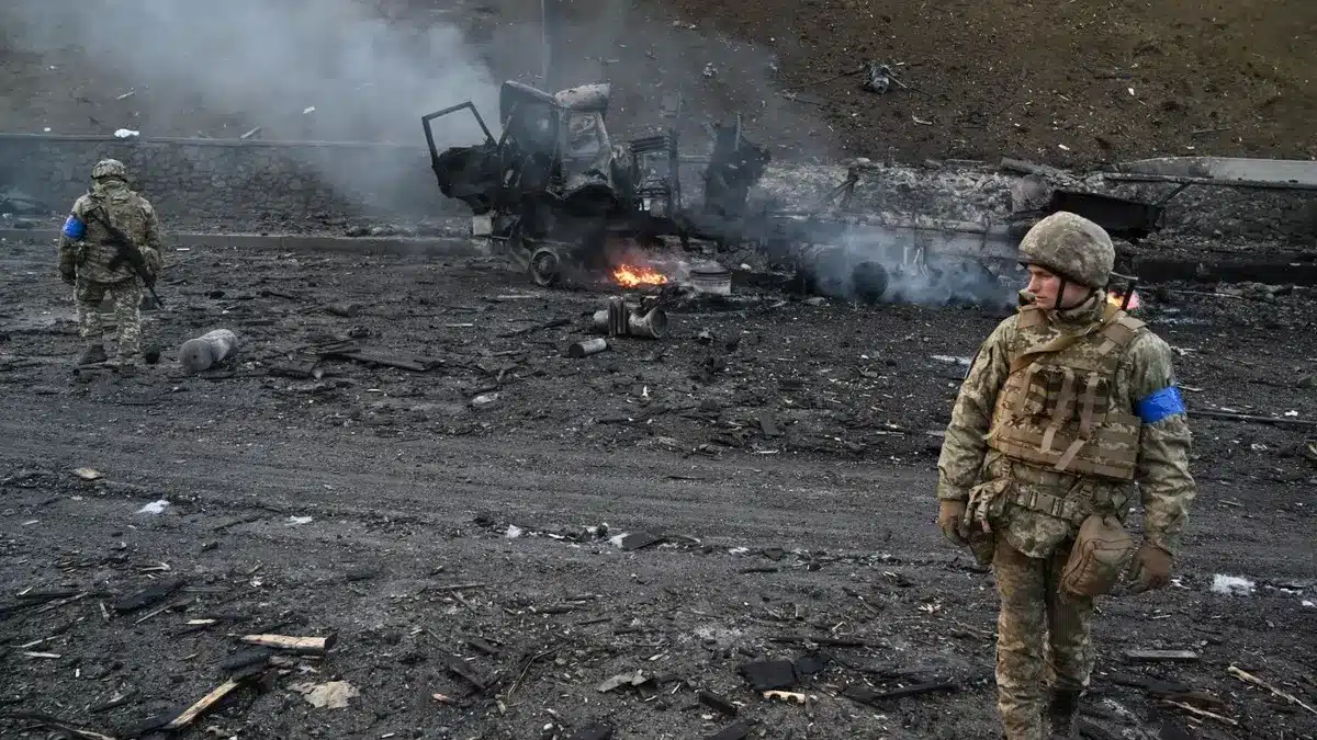 حرب شوارع في مارينكا وروسيا تستهدف لواءين أكرانيين