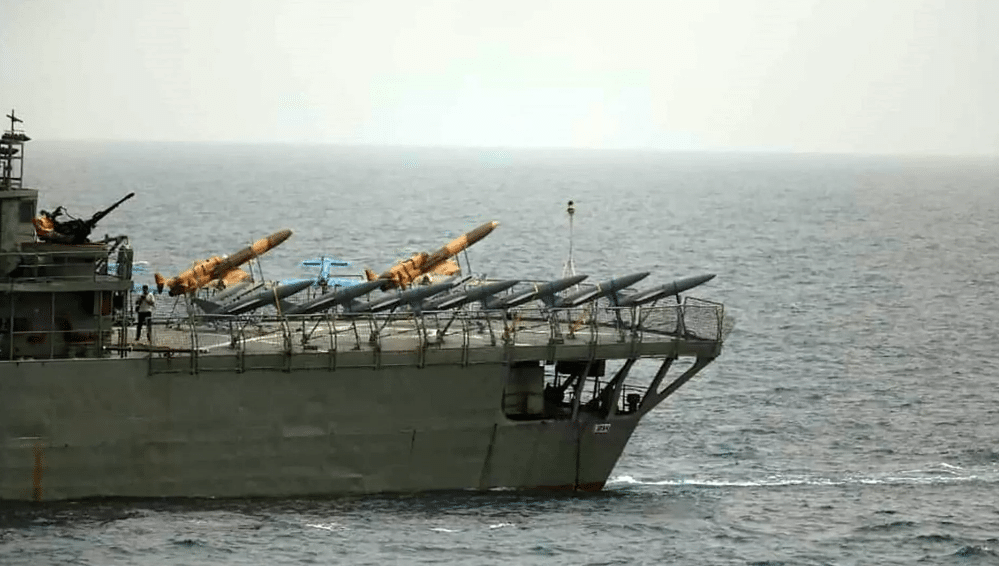 غواصات ثقيلة تنضم للبحرية الإيرانية قريبا