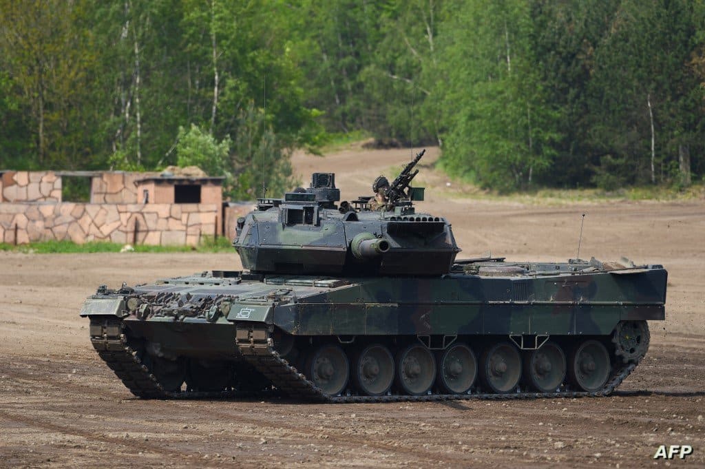 أمريكا أقنعت ألمانيا بإرسار دباباتها الحديثة لأكرانيا لهذا السبب