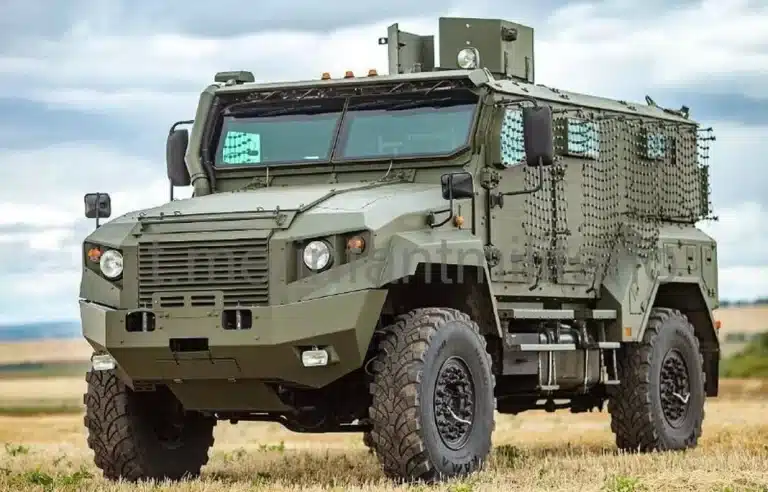 الروس يبنون حافلة مجنونة بمدفع 14.5 ملم