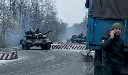 الجيش الروسي خدع القوات الأكرانية في الخنادق واسلحة الناتو تركت في سوليدار