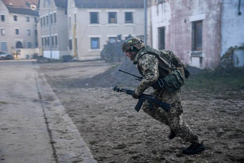 اللواء 57 الأوكراني بقي منه 100 جندي والموت مصير من يقرر الإستسلام