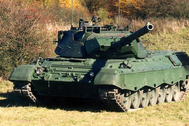 برلين ستزود أوكرانيا بدبابات Leopard 1 المتقادمة التي لا توجد لها ذخيرة