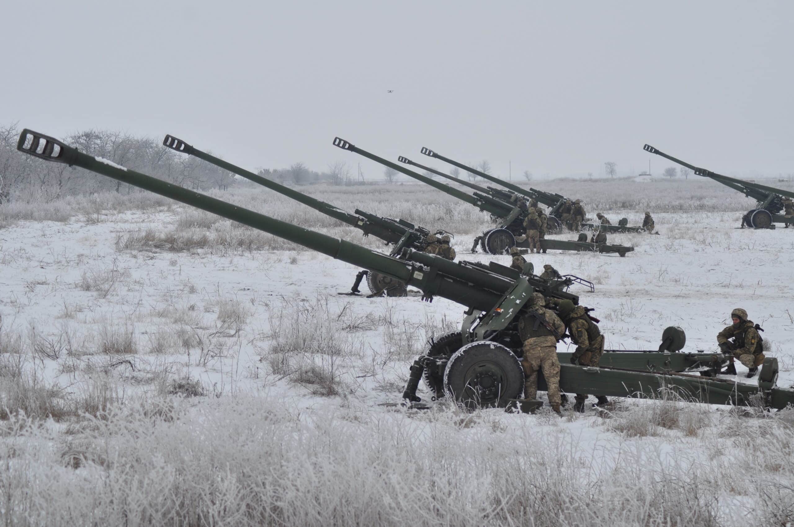 روسيا تسحب طائراتها إلى حدود أوكرانيا في ظل هجوم جديد كبير