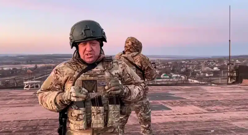 روسيا متمسكة بمدينة باخموت وأوكرانيا تستميت في الدفاع عنها وتستنزف الجيش الروسي