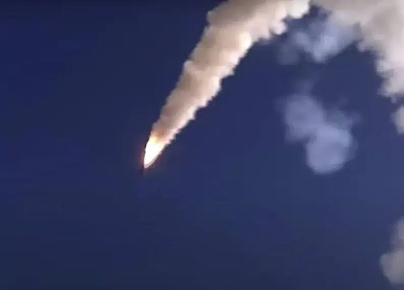 تدمير أرتال الآليات الأوكرانية في أوريخوف وهجوم صاروخي في كوبيانسك