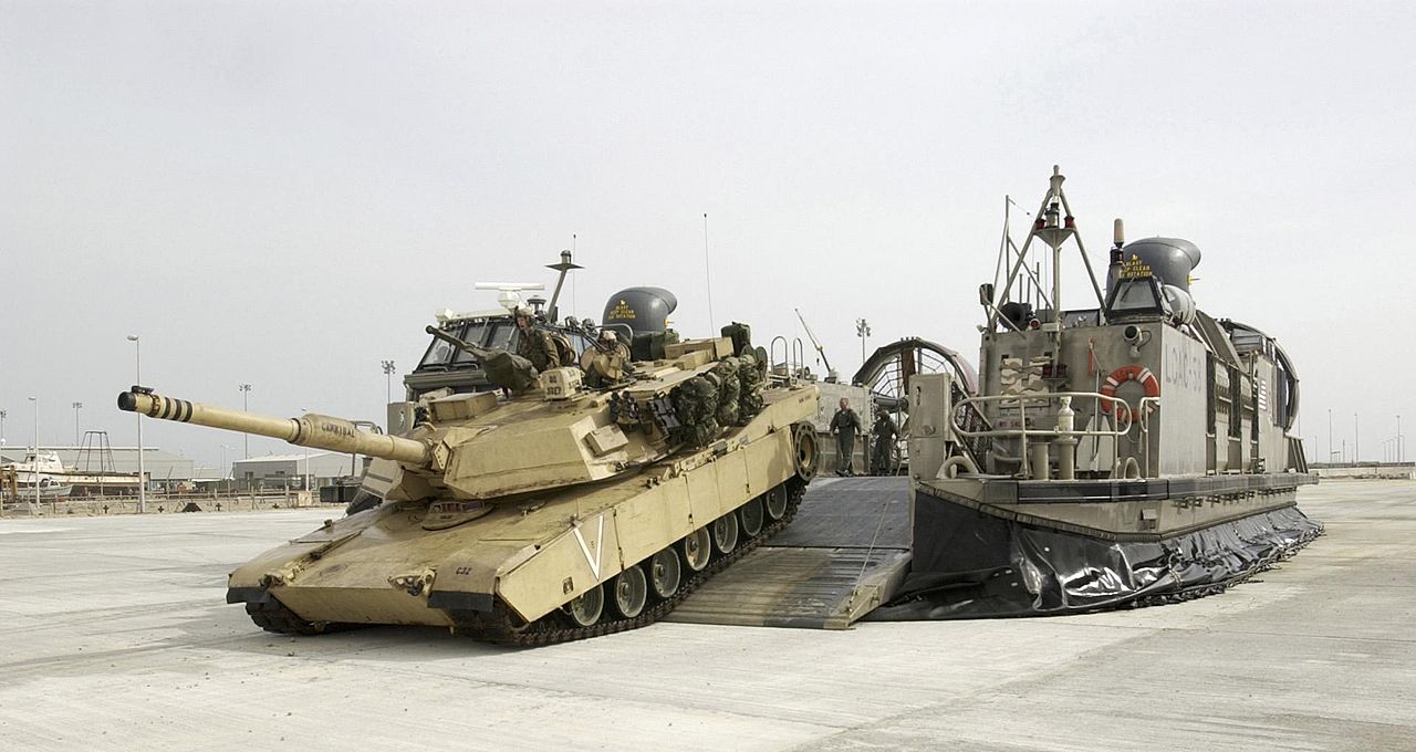 أمريكا تزيل جميع المعدات السرية من دبابات أبرامز المخصصة لأوكرانيا
