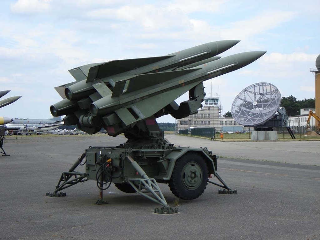 روسيا تستنزف الدفاع الجوي الأوكراني بطائرات خشبية