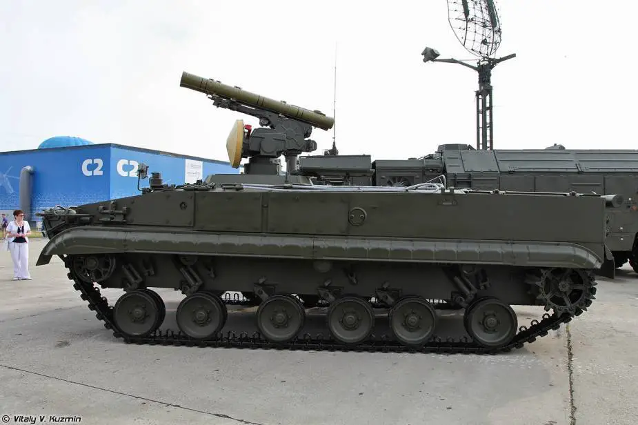 روسيا تنشر مركبة Khrizantema-S الخطيرة لتدمير الدبابات الغربية