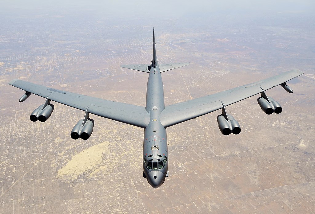 قاذفات القنابل الأمريكية B-52 تحصل على أنظمة رادار جديدة