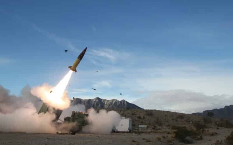 ما هي مميزات صواريخ “أتاكمز”الأمريكية المتوقع تسليمها لكييف ؟