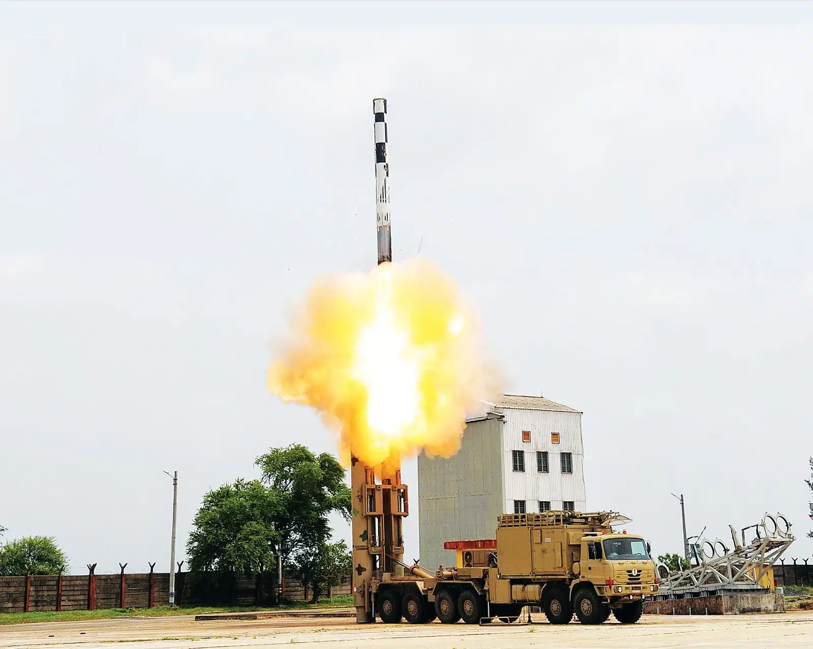 الهند مستعدة لبيع صواريخ كروز لروسيا