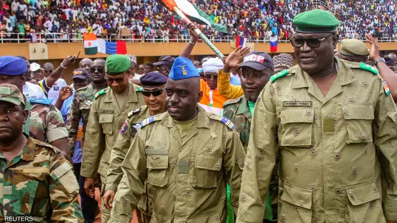 ما الذي منع أمريكا من عمل عسكري في النيجر ضد زعماء الإنقلاب؟